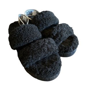 Ugg Women's Fluff Yeah Sandals NWOT